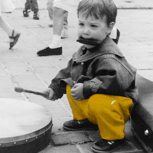 LucasEnfantGif-jaune.gif