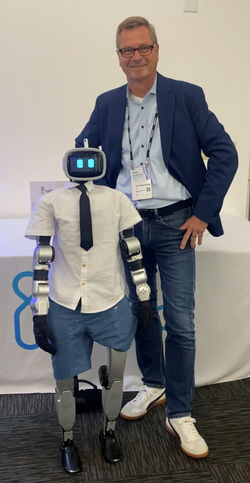 Meeting with a robot named "Kai" at Plug and Play summit (Silicon Valley)