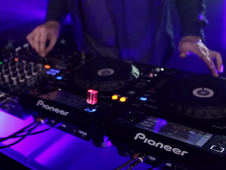 Une étude anglaise, explique que 70% des DJ's ont changé de boulot pendant la pandémie !!