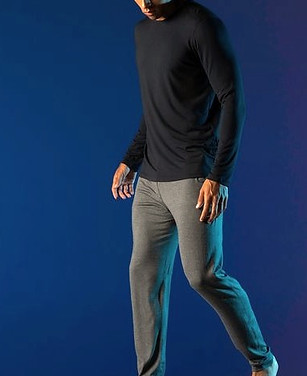 saxx-longesleeve-lounge_edited.jpg