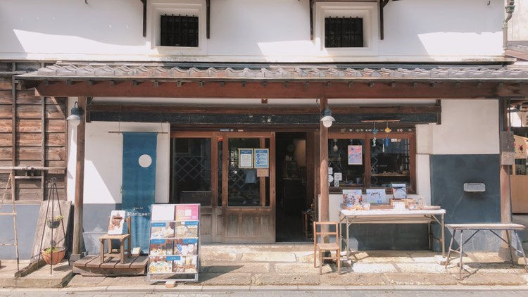ガラス10