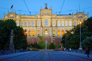 The_Maximilianeum_Building_2012.jpg