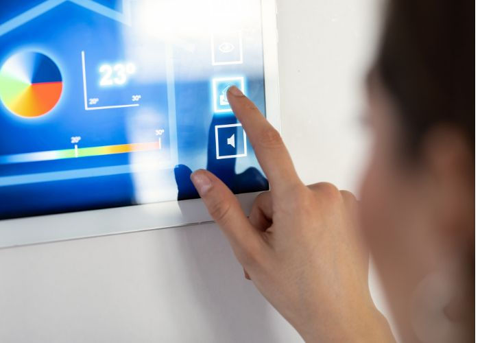 Automação em Condomínios: A Tecnologia Facilitando a Gestão e Segurança