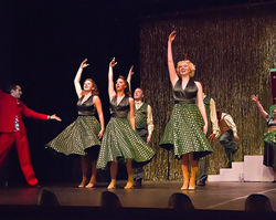 921310_749104971783888_413602605_o