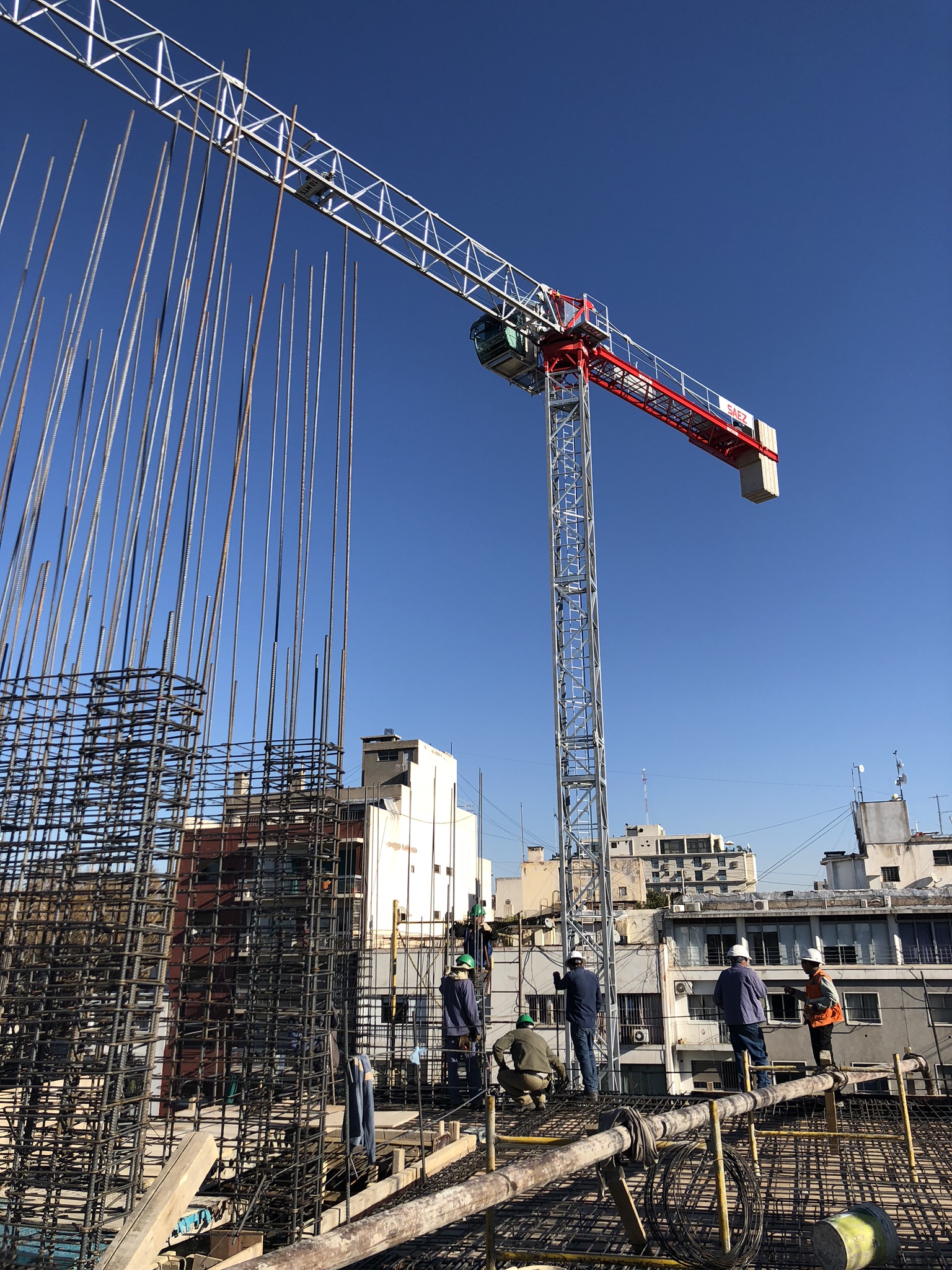 Nueva Grúa Torre Saez