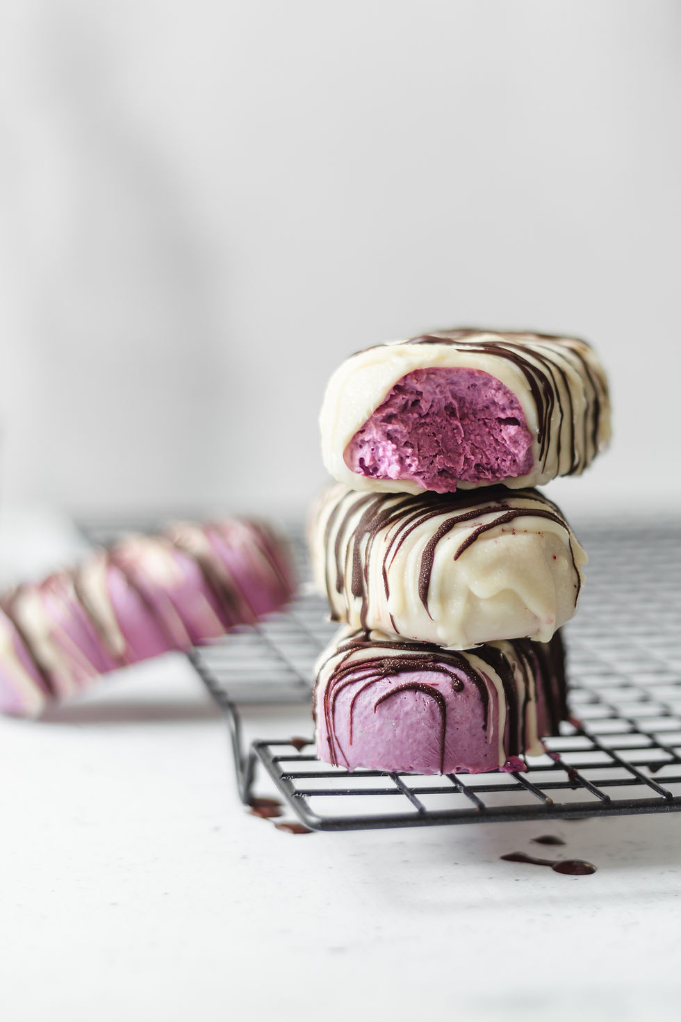 Blackberry White Chocolate Magnums