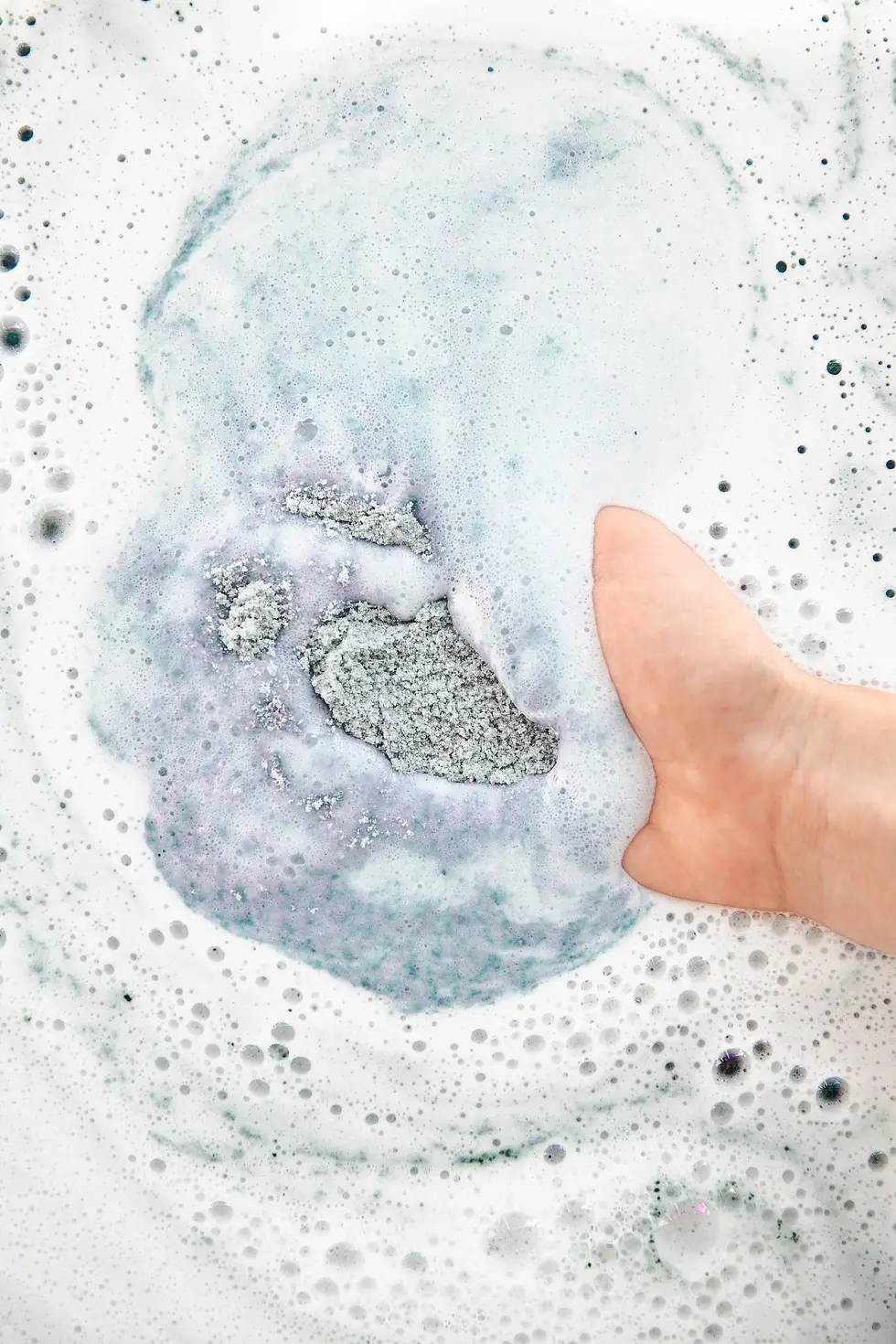 Thumbnail: Midnight Superbloom Crush Bath Soak