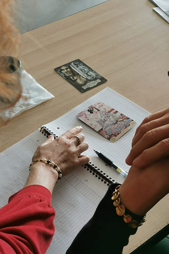 renouer avec son féminin art-thérapie2.jpeg
