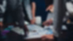 empresarios-mujeres-negocios-milenio-asia-encuentran-ideas-lluvia-ideas-sobre-nuevos-coleg