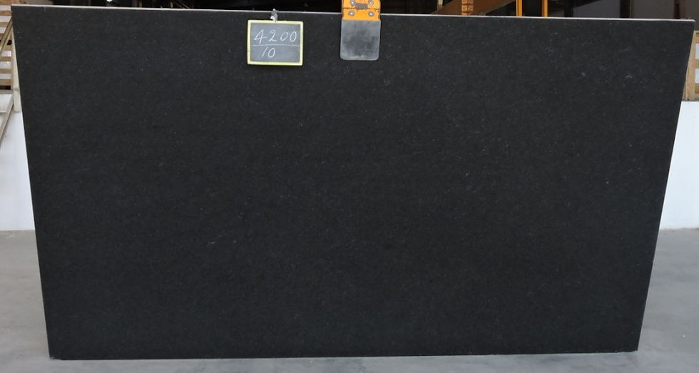 Black Ubatuba Full Slab
