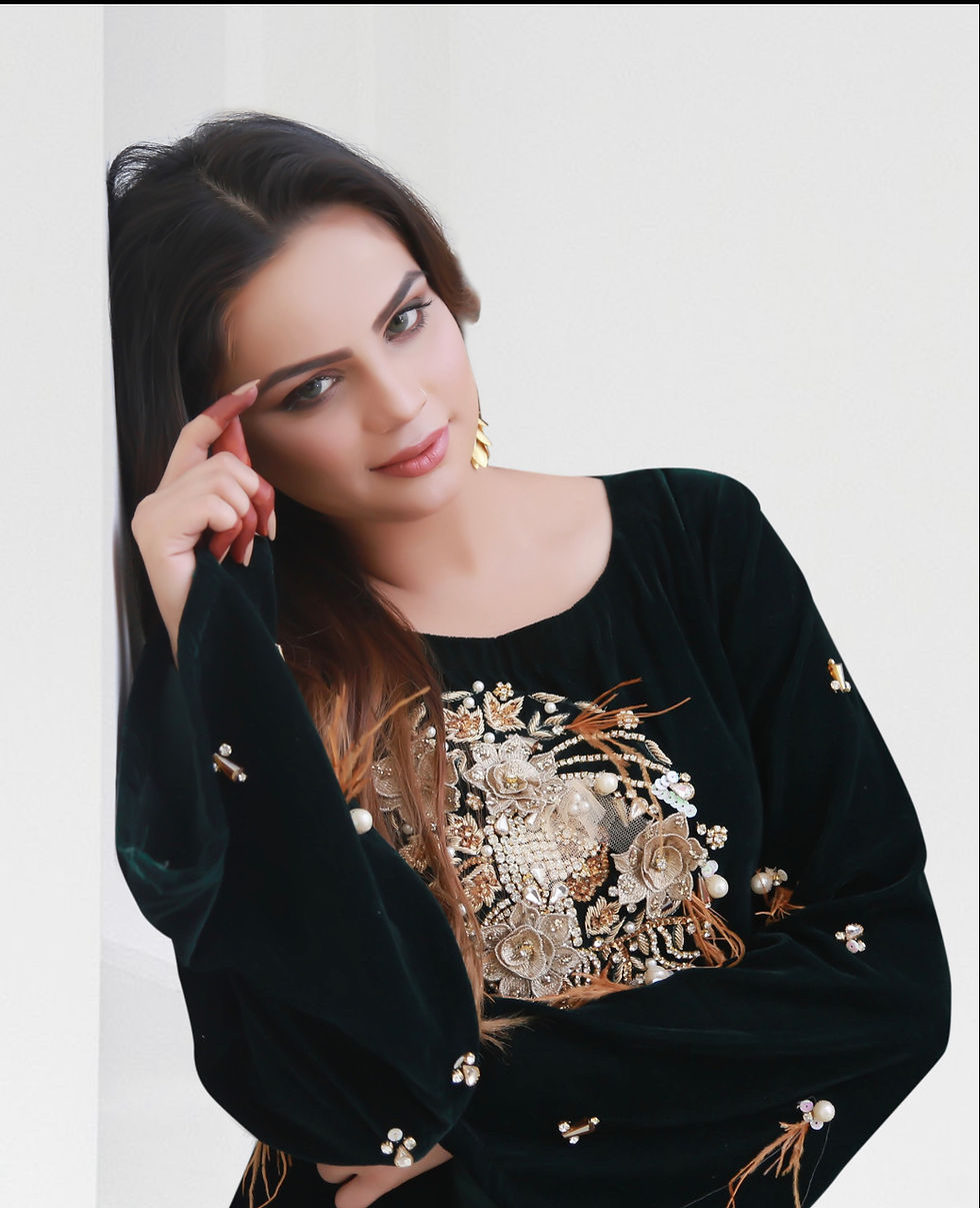 Thumbnail: FEATHER VELVET TUNIC - BLACK