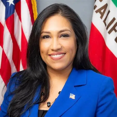 Suzette Valladares