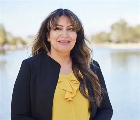 Cinthia Zermeno Moore