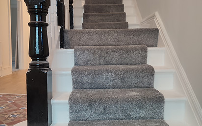 Stair runner, waterfall stairs, flooring,modern saxony,Stair carpet,cowlyn bay,conwy,north wales,chesire,anglesey,bangor,gwynedd,rhos on sea