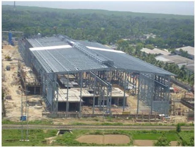 Factory building during erection.jpg