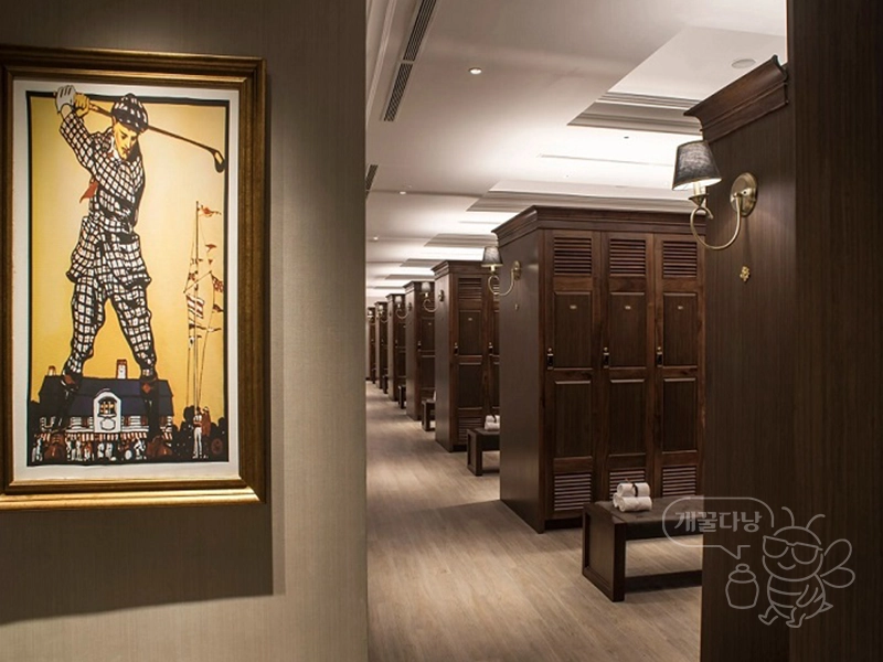 다낭 호이아나 쇼어스 골프장 탈의실