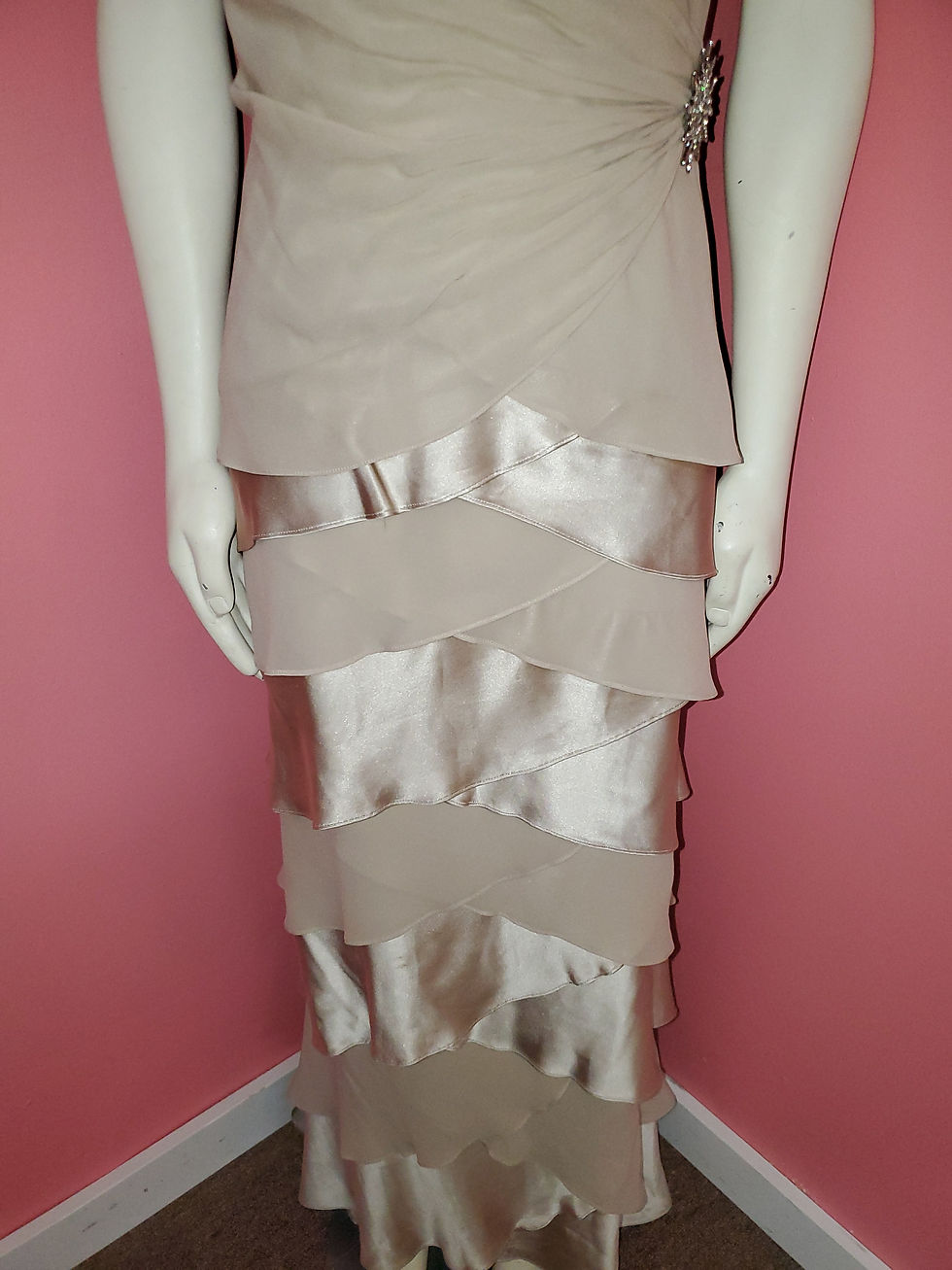 Thumbnail: Mother of Dress