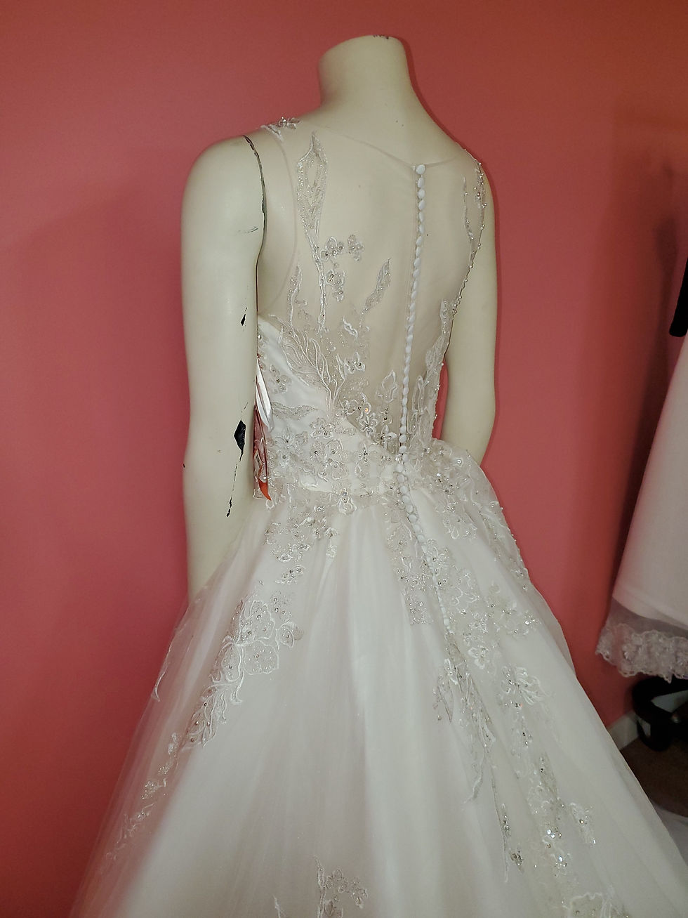 Thumbnail: NWT Essence Collection size 8