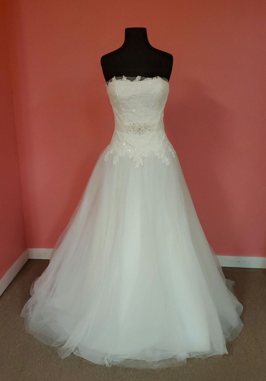 NWT Cosmobella size 10