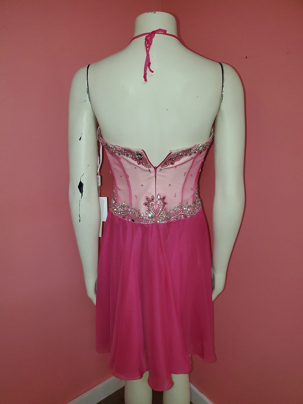 Thumbnail: Eleni Elias size 2