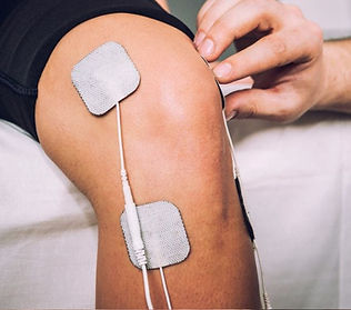 tens_therapy_on_knee-min.jpg