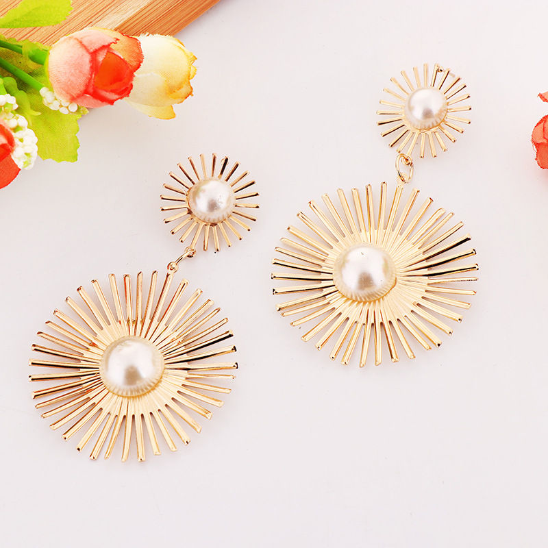 Miniatura: European And American Fashion Flower Sun Collar Earring Set