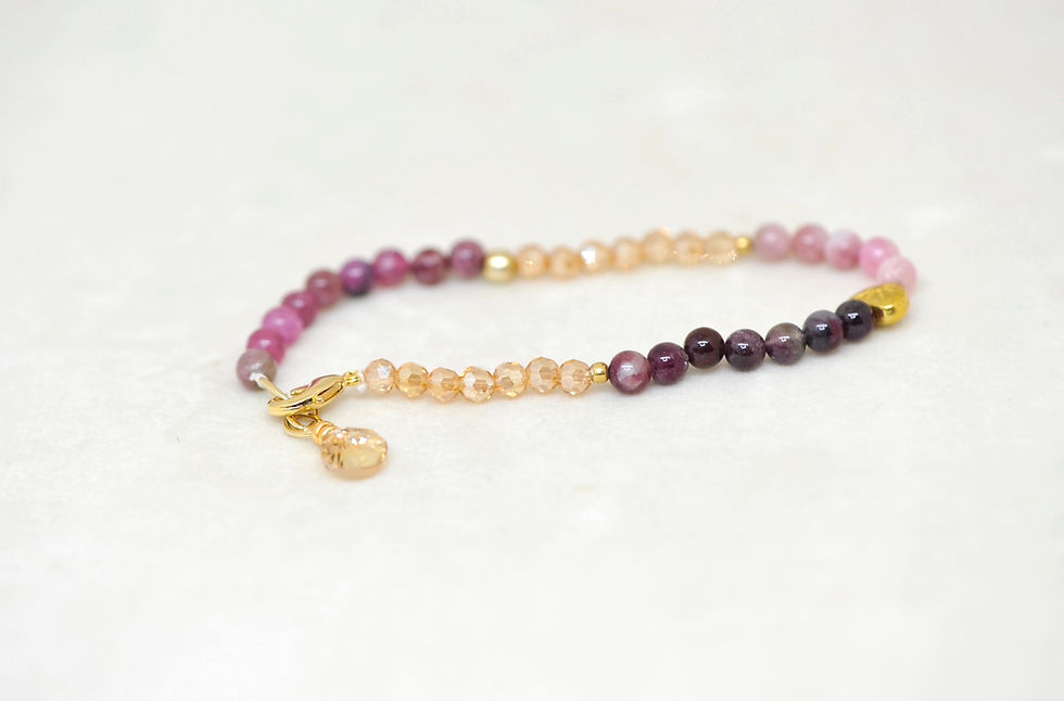 Armband aus Halbedelsteinen