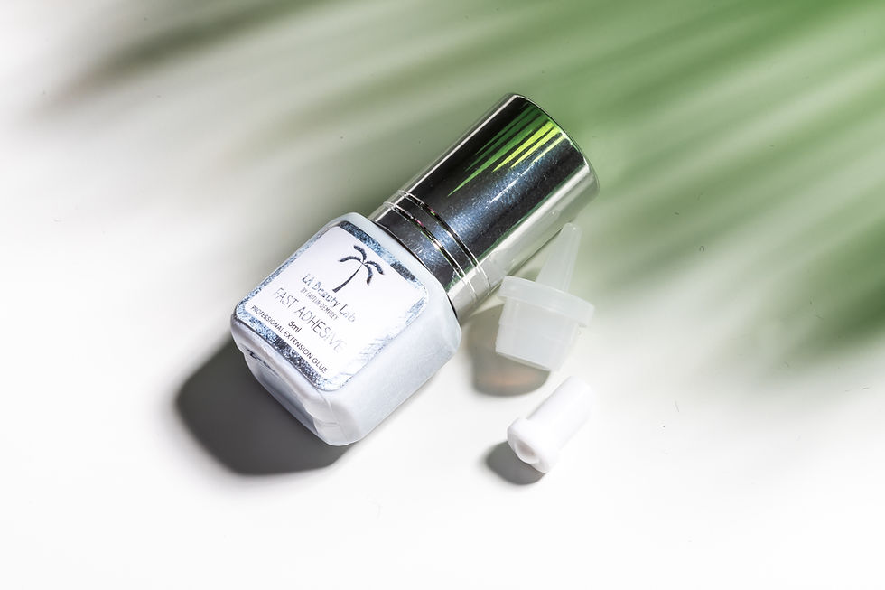 Thumbnail: Fast Dry Lash Glue
