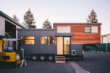 California Tiny House | United States | Tiny House Builders