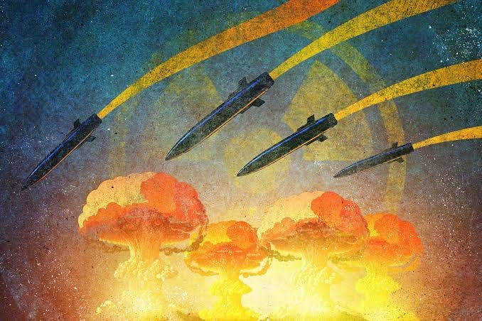 Escalada Nuclear: La “Teoría del Loco” VS. La “Mano Muerta(sic)” Automatizada