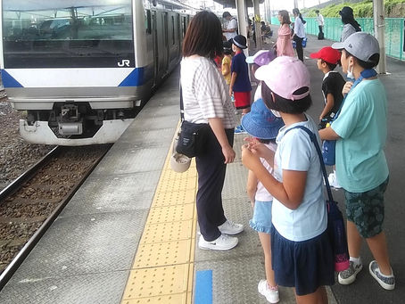 体験活動(電車・買い物)