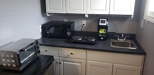 capeway kitchenette.jpg