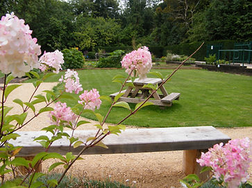 Queen's Park Swindon. Community Gardens. Margaret's Gardens.