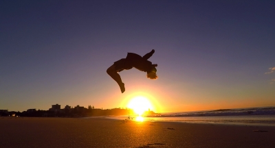 Test-bounce a GeeTramp in Byron Bay