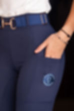 Detalle cinturón ecuestre azul Bracomonte