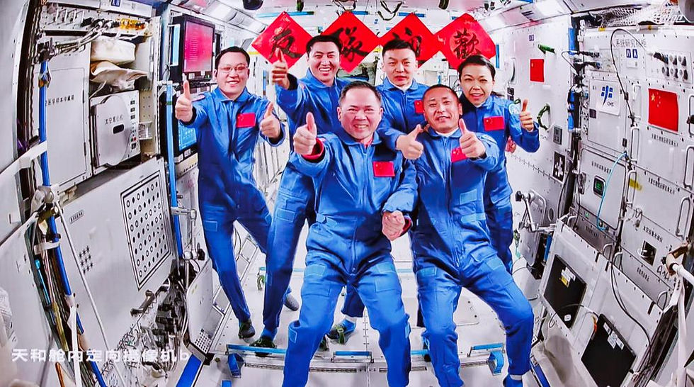 China vuelve a hacer historia: astronautas de Shenzhou-23 ingresan a la estación espacial Tiangong