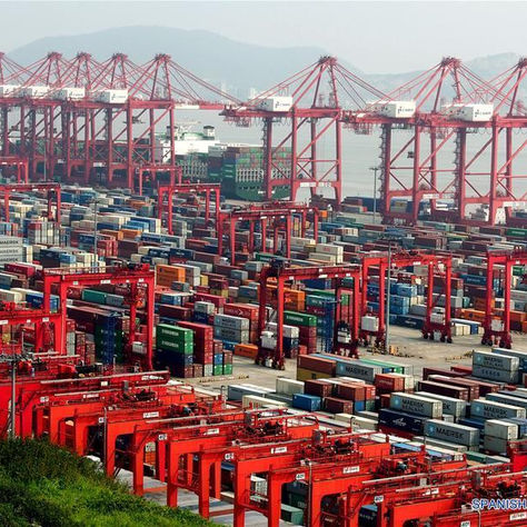 Comercio exterior de China aumenta 3,5% entre enero y julio