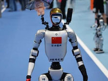 China inauguró los primeros Juegos Mundiales de Robots Humanoides de la historia