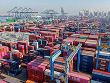 Comercio exterior de China aumenta 3,6% en período enero-noviembre