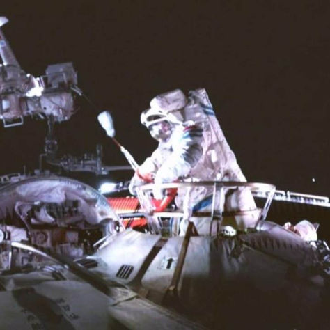 Tripulación de Shenzhou 20 realizará su tercera caminata espacial con nuevos trajes espaciales