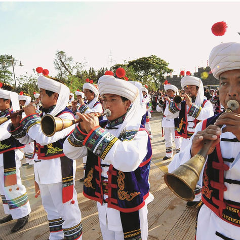 La etnia Bai: herederos del lago Erhai y guardianes de una antigua identidad