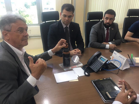 A pedido de força-tarefa, Justiça obriga Amazonas Energia a restabelecer fornecimento de energia e á