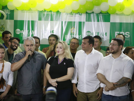 Mulheres atendidas pela Defensoria Pública em Parintins recebem crédito solidário do Governo do Esta