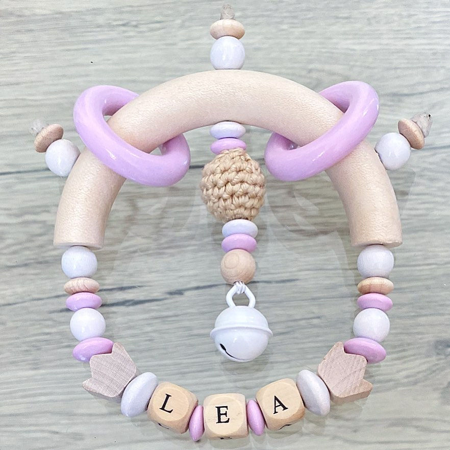 Hochet d'Eveil Personnalisé bois, rose,beige