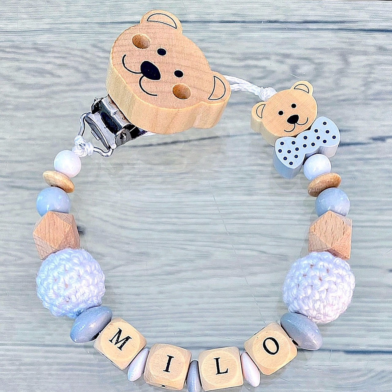 Attache tétine / doudou personnalisé,  blanc ,gris clair ,bois