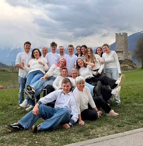 WhatsApp Image 2026-04-14 at 13.37_edited.jpg