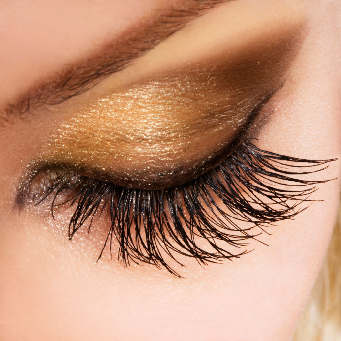 gold eyeshadow.jpg