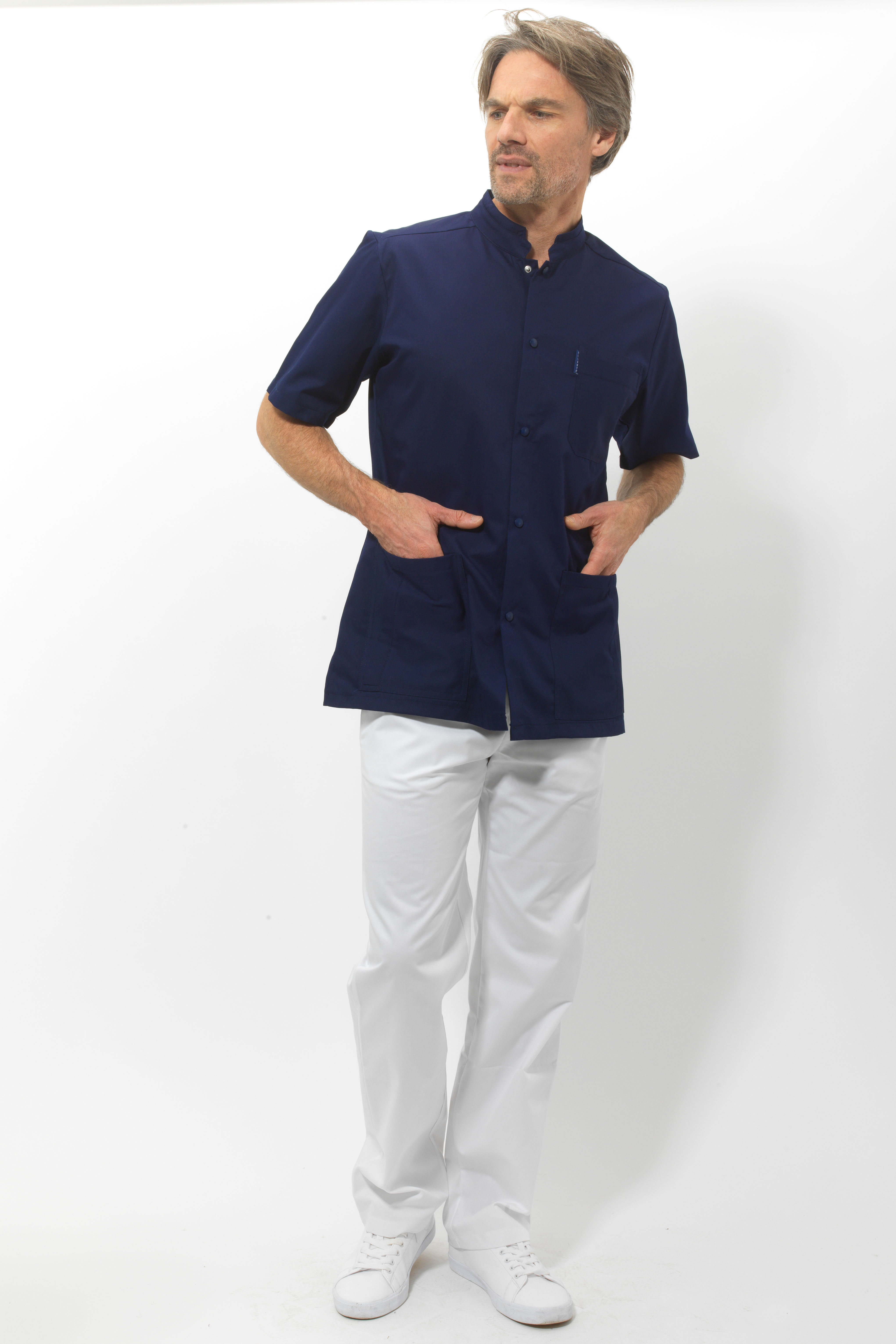 Modèle Aldo bleu-marine