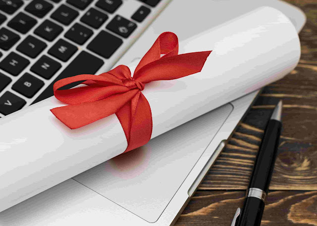 Yeni Mezunlar İçin Özgeçmiş Yazma Stratejileri