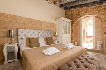 Almendra Suite 2.jpg